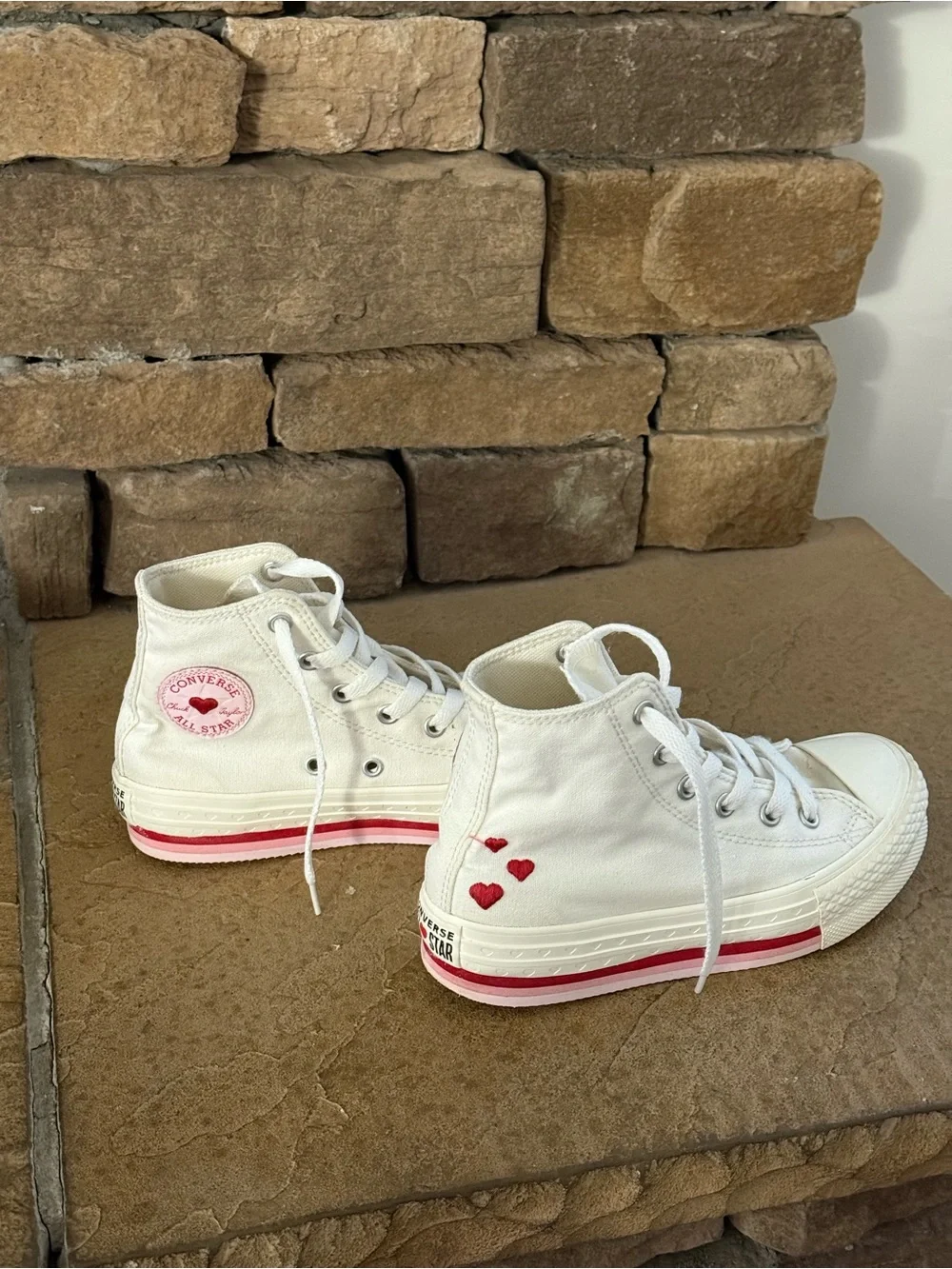 Converse Kids' White High-Top Sneakers with Red Heart Detail size 1.5